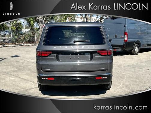 2022 Jeep Wagoneer Series II 4x4