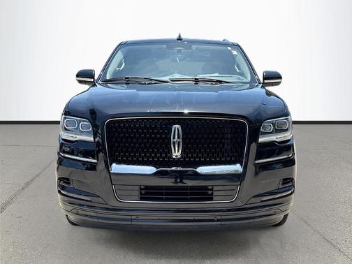 Infinite Black Metallic 2022 Lincoln Navigator Reserve