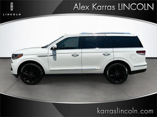 2022 Lincoln Navigator Reserve