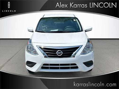 2019 Nissan Versa 1.6 S+