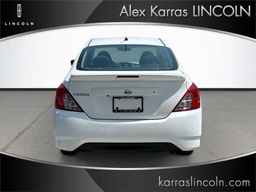 2019 Nissan Versa 1.6 S+
