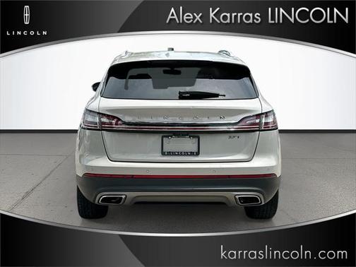 2019 Lincoln Nautilus Select