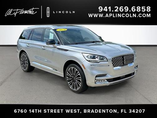 Silver Radiance Metallic 2024 Lincoln Aviator Black Label AWD