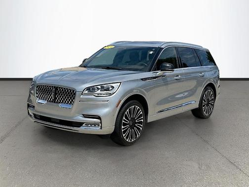 Silver Radiance Metallic 2024 Lincoln Aviator Black Label AWD