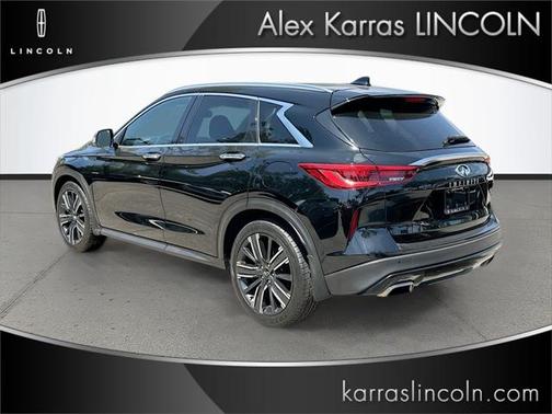 2021 INFINITI QX50 LUXE