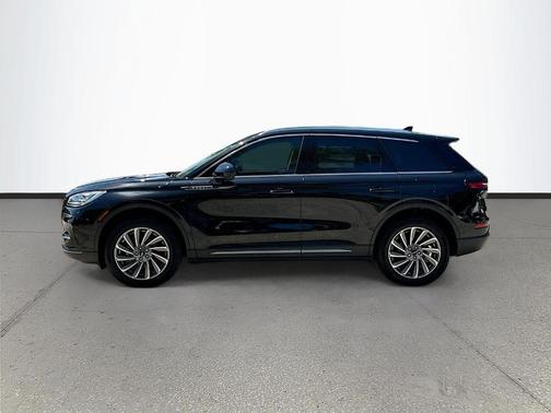 Infinite Black Metallic 2024 Lincoln Corsair Reserve