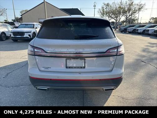 2022 Lincoln Nautilus Standard