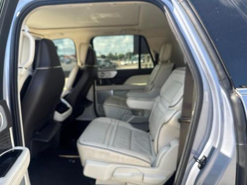 Chroma Crystal Blue Metallic 2023 Lincoln Navigator L Black Label