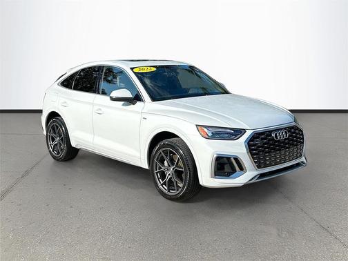 2022 Audi Q5 45 S line Premium Plus