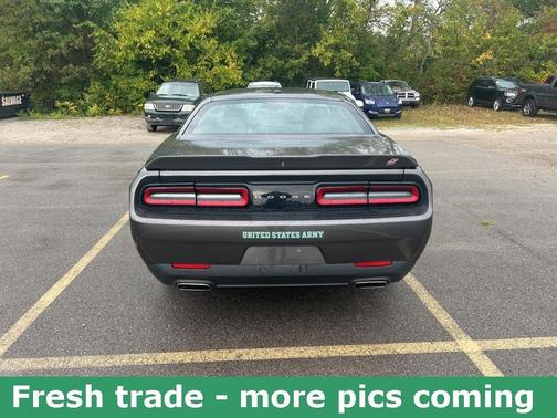 2021 Dodge Challenger SXT