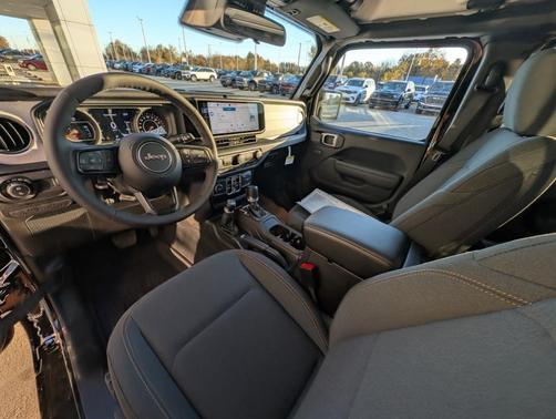 2026 Jeep Gladiator Sport