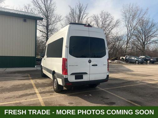 2024 Mercedes-Benz Sprinter 2500 144 WB Standard Roof Passenger