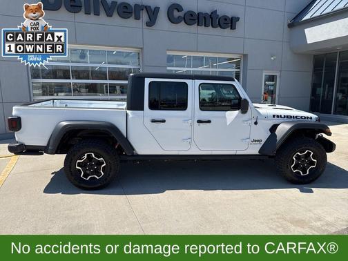Bright White Clearcoat 2022 Jeep Gladiator Rubicon