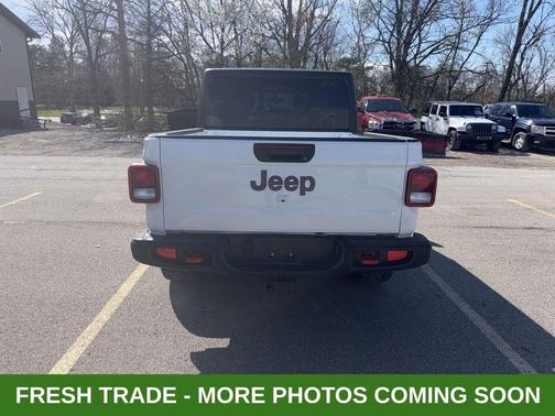 Bright White Clearcoat 2022 Jeep Gladiator Rubicon