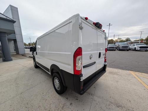 2025 RAM ProMaster 1500 Low Roof