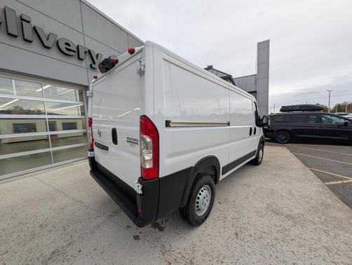 2025 RAM ProMaster 1500 Low Roof