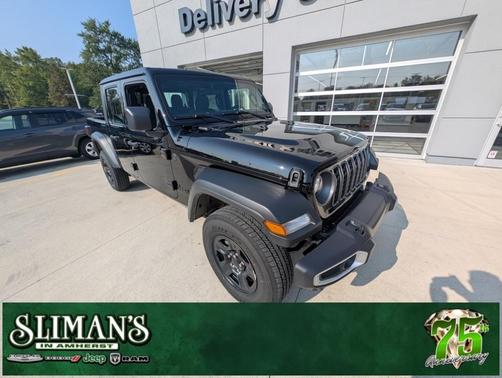 2025 Jeep Gladiator Sport