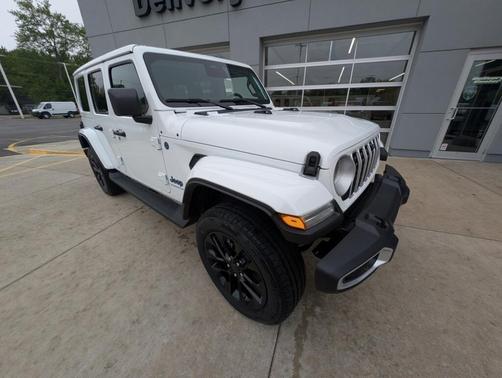 2025 Jeep Wrangler 4xe Sahara