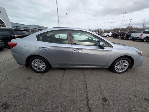 2018 Subaru Impreza 2.0i Premium