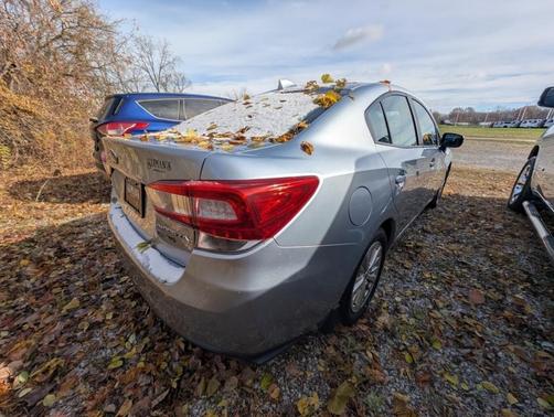 2018 Subaru Impreza 2.0i Premium