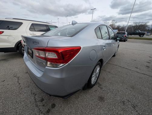 2018 Subaru Impreza 2.0i Premium