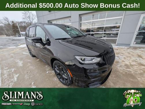 2026 Chrysler Pacifica Select