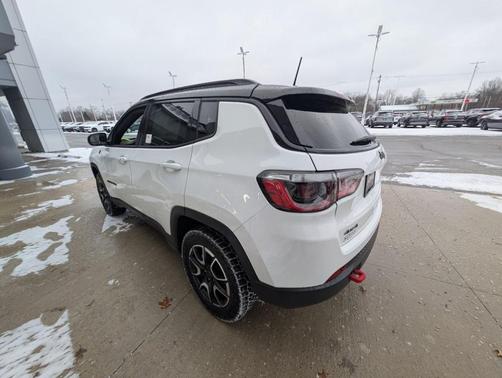 2026 Jeep Compass Trailhawk