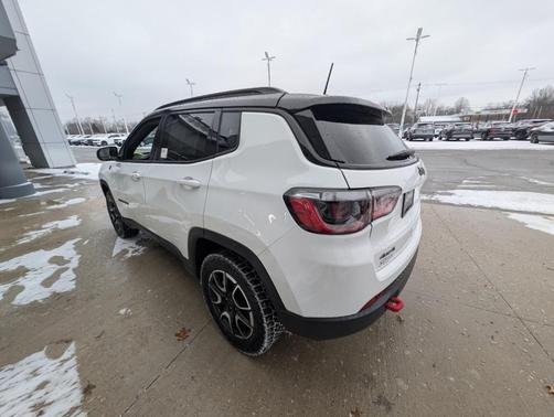 2026 Jeep Compass Trailhawk