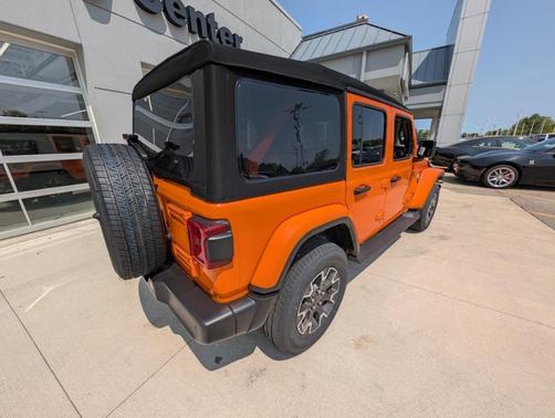 2025 Jeep Wrangler Sahara