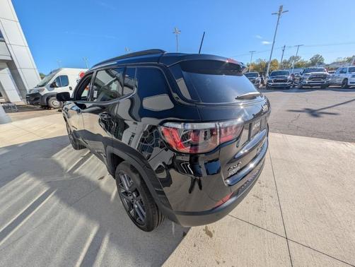 2026 Jeep Compass Limited Altitude