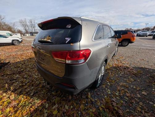 2016 Kia Sorento LX