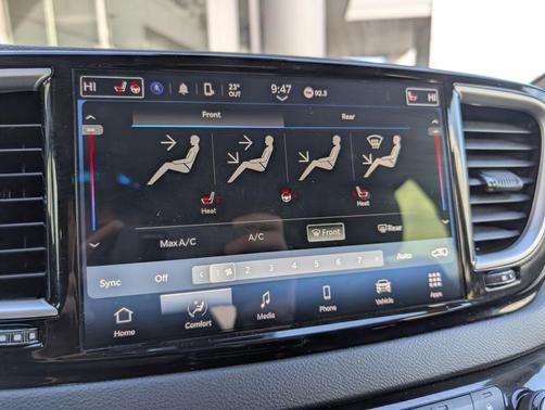 2024 Chrysler Pacifica Touring-L