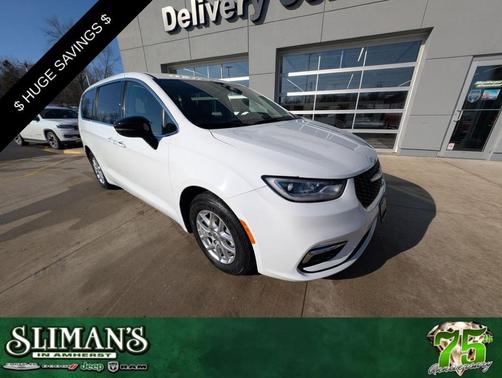 Bright White Clearcoat 2024 Chrysler Pacifica Touring-L