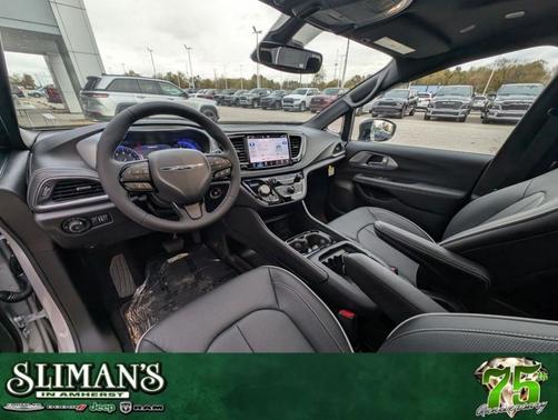 Silver Mist 2026 Chrysler Pacifica Limited