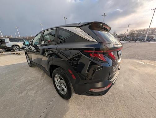 2024 Hyundai TUCSON SE