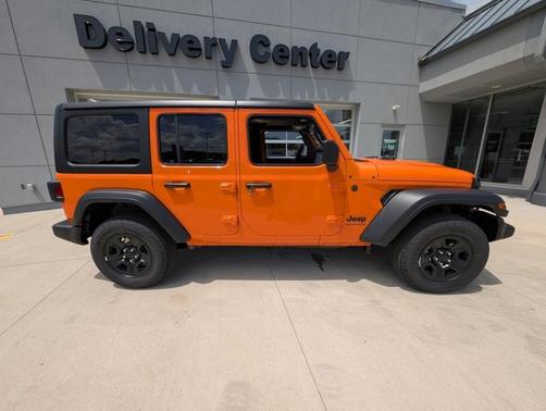 2025 Jeep Wrangler Sport