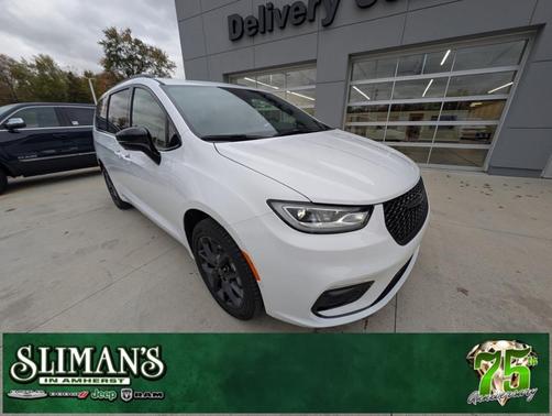 2026 Chrysler Pacifica Limited