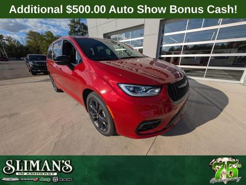 2026 Chrysler Pacifica Select