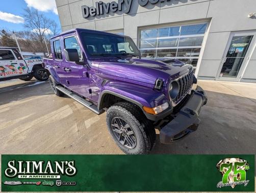 2026 Jeep Gladiator Sport