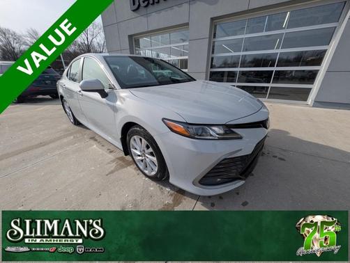 2022 Toyota Camry LE