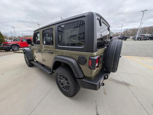 2025 Jeep Wrangler Sport