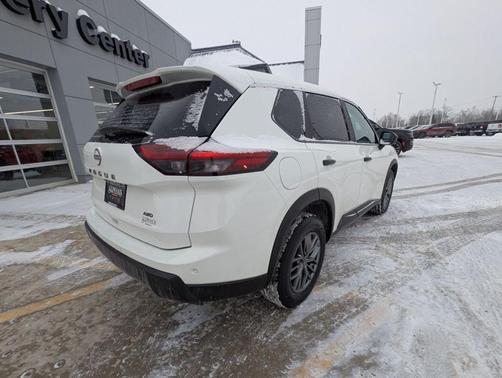 2024 Nissan Rogue S