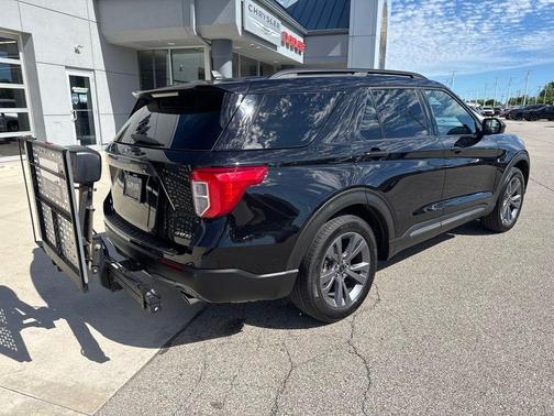 Agate Black Metallic 2022 Ford Explorer XLT