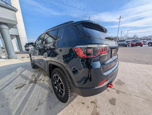 2026 Jeep Compass Trailhawk