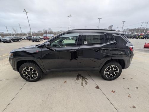 2026 Jeep Compass Trailhawk