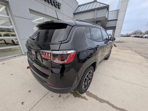 2026 Jeep Compass Trailhawk