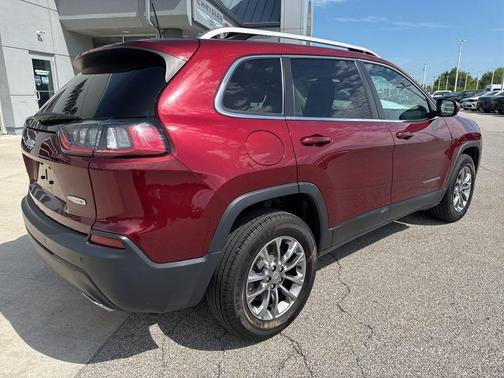 Velvet Red Pearlcoat 2021 Jeep Cherokee Latitude Lux