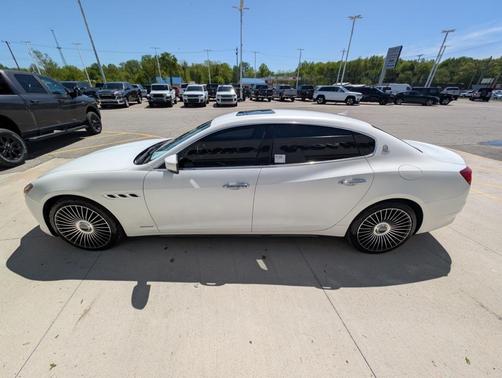 2018 Maserati Quattroporte GTS GranLusso