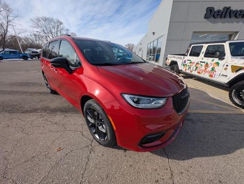 2026 Chrysler Pacifica Limited