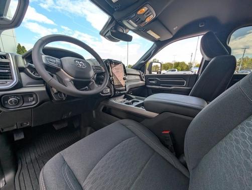 2025 RAM 2500 Big Horn